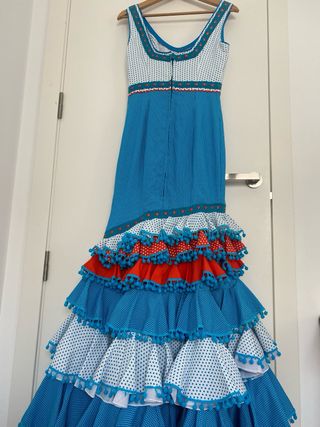 Traje de flamenca volantes lunares