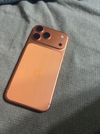 iPhone 17 Pro Max Naranja