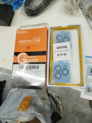 QHOHQ Protector Pantalla iPhone 16