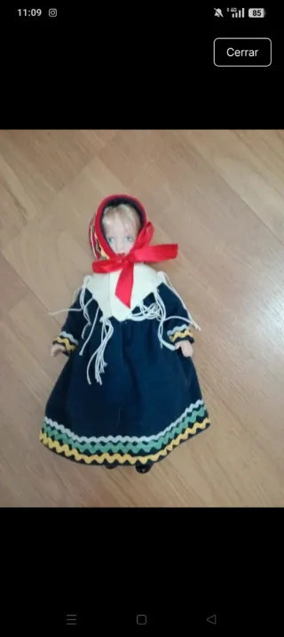 Set di 6 bambole in porcellana