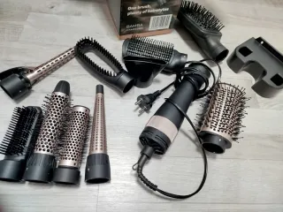 Secador Peinador con Cabezales Intercambiables