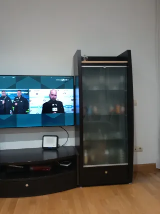 Muebles de salón oscuros