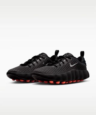 Nike Mind 002 Nero Hyper Crimson 42