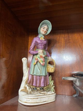 Confezione di bambole in porcellana