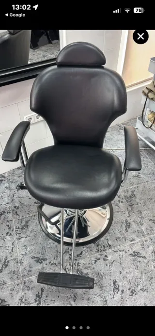 Sillón de peluquería negro