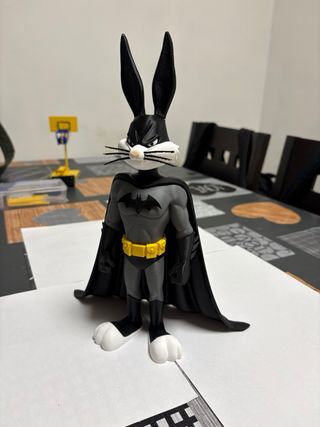 Figura Bugs Bunny Batman