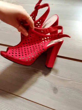 Tacchi rossi donna taglia 40