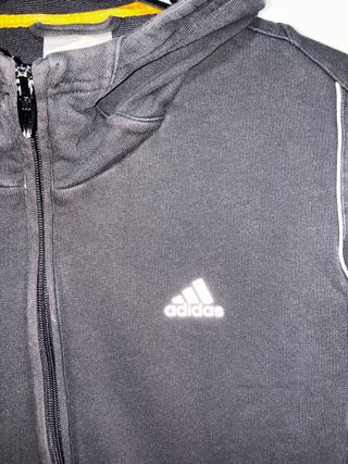 Chaqueta Adidas con Capucha Deportiva