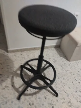 Taburete alto elevable Ikea LIDKULLEN