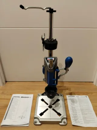 Estación de trabajo Dremel 220