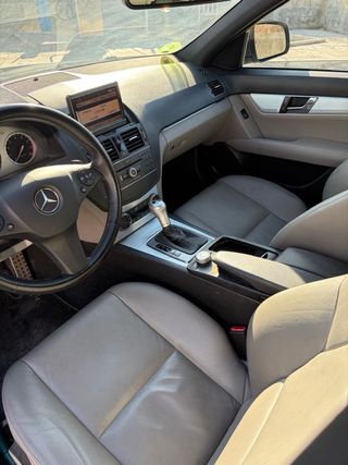 Coche Mercedes C230