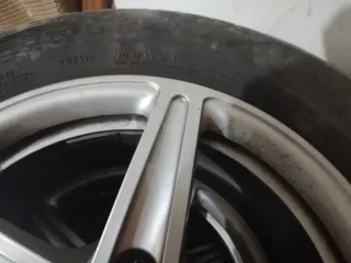 Llantas con neumáticos