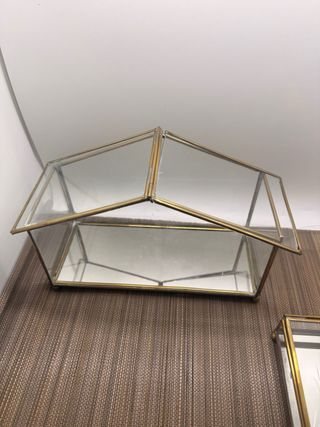 Vitrinas de cristal y latón vintage (lote 2 piezas