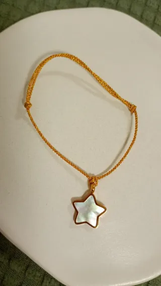 Gargantilla Lilou Estrella Nácar Baño Oro