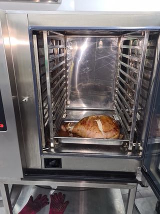 Horno Fagor Gas 10 Bandejas 2021  Incluye la mesa