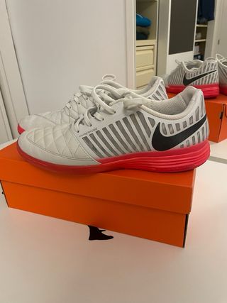 Nike Lunar Gato II Talla 44.5 Blancas