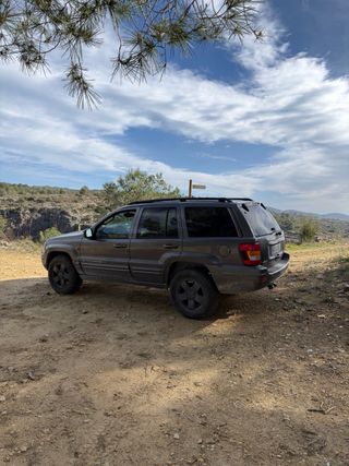 Jeep Grand Cherokee 2003