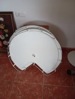 Estante giratorio bajo encimera.  (EN PERSONA)