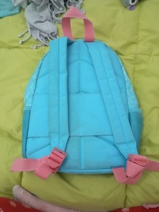 Mochila infantil azul con dibujo