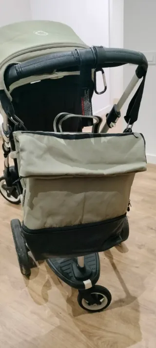 Carro Bugaboo Buffalo totalmente equipado.