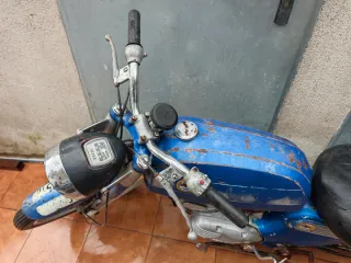 Derbi Super 4V 125.
