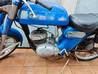 Derbi Super 4V 125.