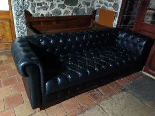 Divano Chester in Pelle Vintage Nero