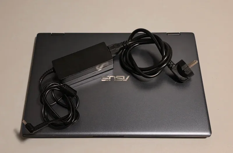 Asus Vivobook TP412FA 512GB SSD 12RAM Convertible afbeelding 3