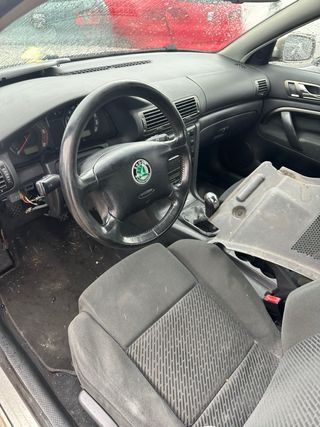 Despiece Skoda Superb