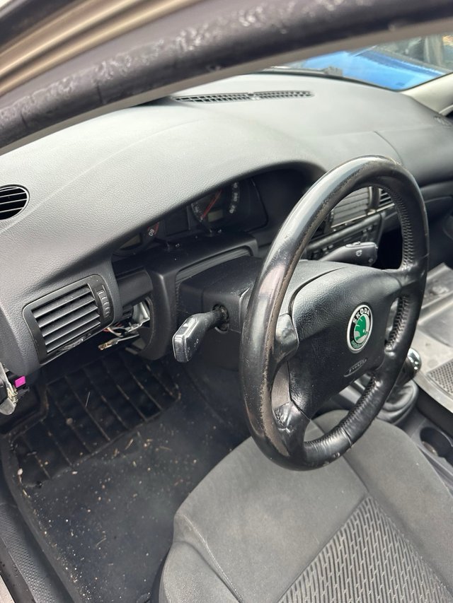 Despiece Skoda Superb