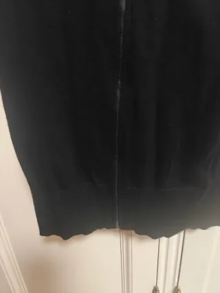 Vestido negro brillante