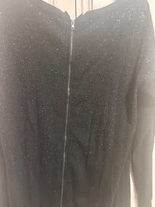 Vestido negro brillante