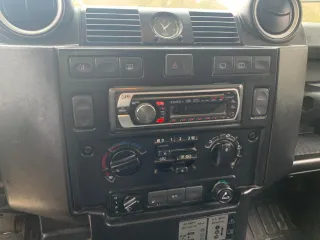 Land Rover Defender 2007