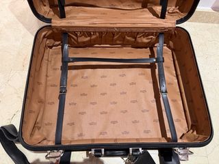 Maleta Salvador Bachiller Negra (COMO NUEVA)
