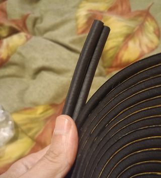 BURLETE GOMA NEGRA PUERTA VENTANA AISLANTE 10METRO