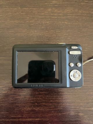 Fotocamera digitale fujifilm finepix jv300 rossa