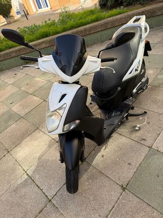 Sym 125 Scooter Automática