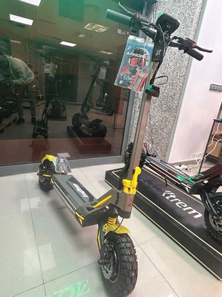 Patinete Eléctrico ARMORED DUAL frenos hidraulicos