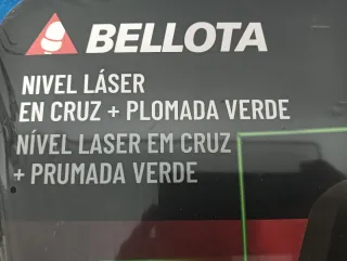 Nivel Láser Bellota Cruz + Plomada Verde 190€