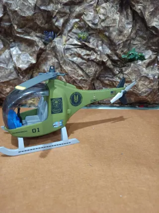 Helicóptero militar americano custom