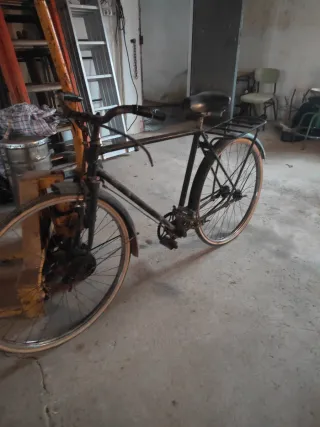 Bicicleta antigua barra alta