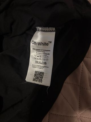 Camiseta Off-White Kaws/Boxer Negra