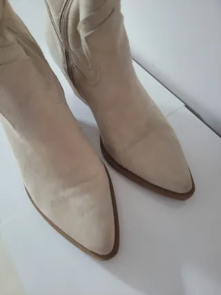 Botas altas mujer beige