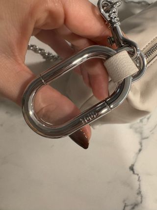 Bolso Tous Beige Elegante Cadena Dorada