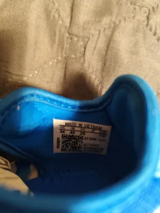 Sandalias Adidas Cangrejeras Niños talla 20