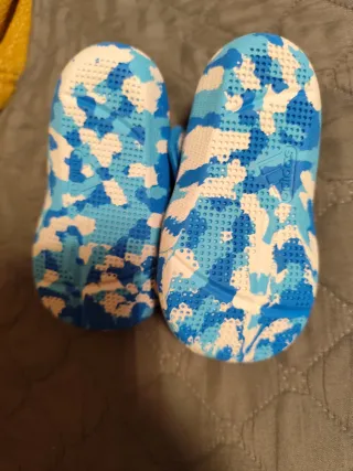 Sandalias Adidas Cangrejeras Niños talla 20