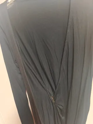 Vestido negro manga larga