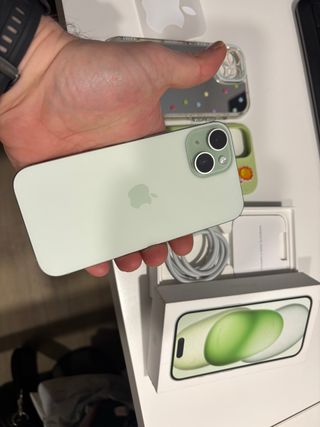 iPhone 15 Verde 128GB