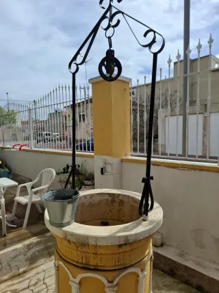 Pozo decorativo para jardín