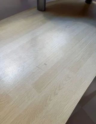 Escritorio madera y metal